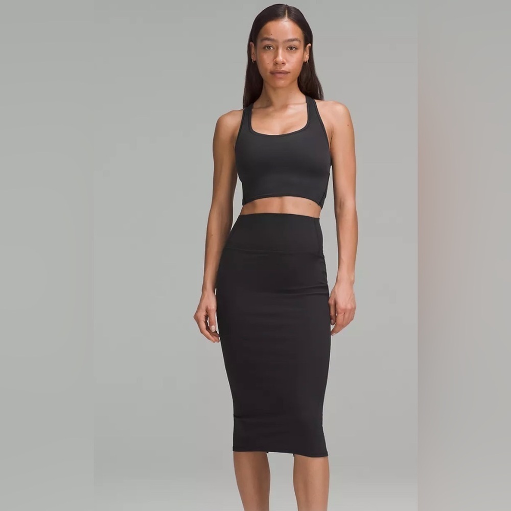 NWT LULULEMON SLIM FIT HIGH-RISE SKIRT, size 2